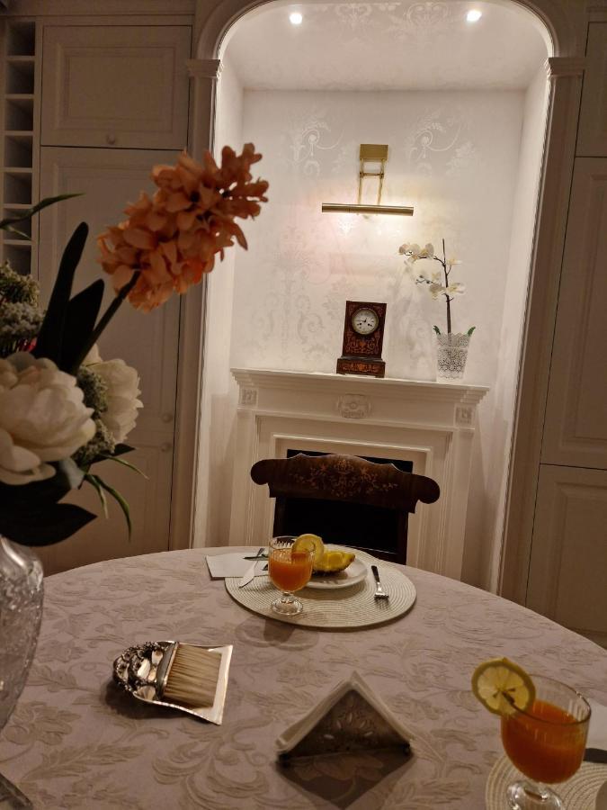 Luxury Living Kopernik Apartman Varsó Kültér fotó